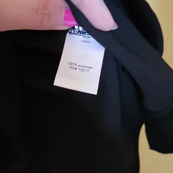 Apt9 NWT women's top sz.0X Black stretchy with tank - Picture 4 of 4